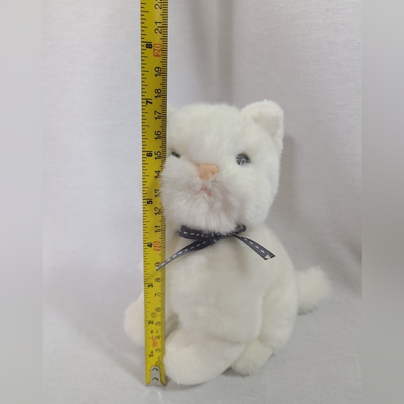 Vintage Animal Alley Kitten Cat Plush White Stuffed Animal Toys R Us Exclusive - Picture 6 of 6